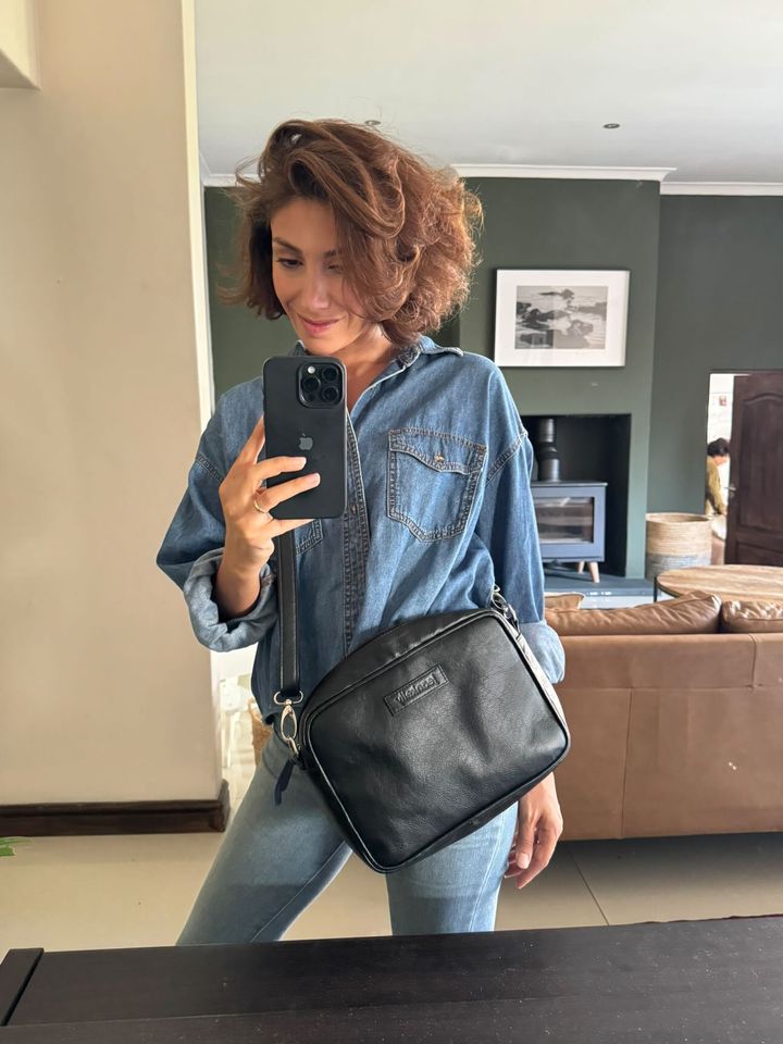 Jeankelly Leather Sling - Black