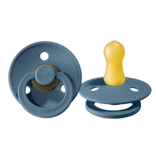 Dummy gift set - navy giraffe d clip + bibs dummy