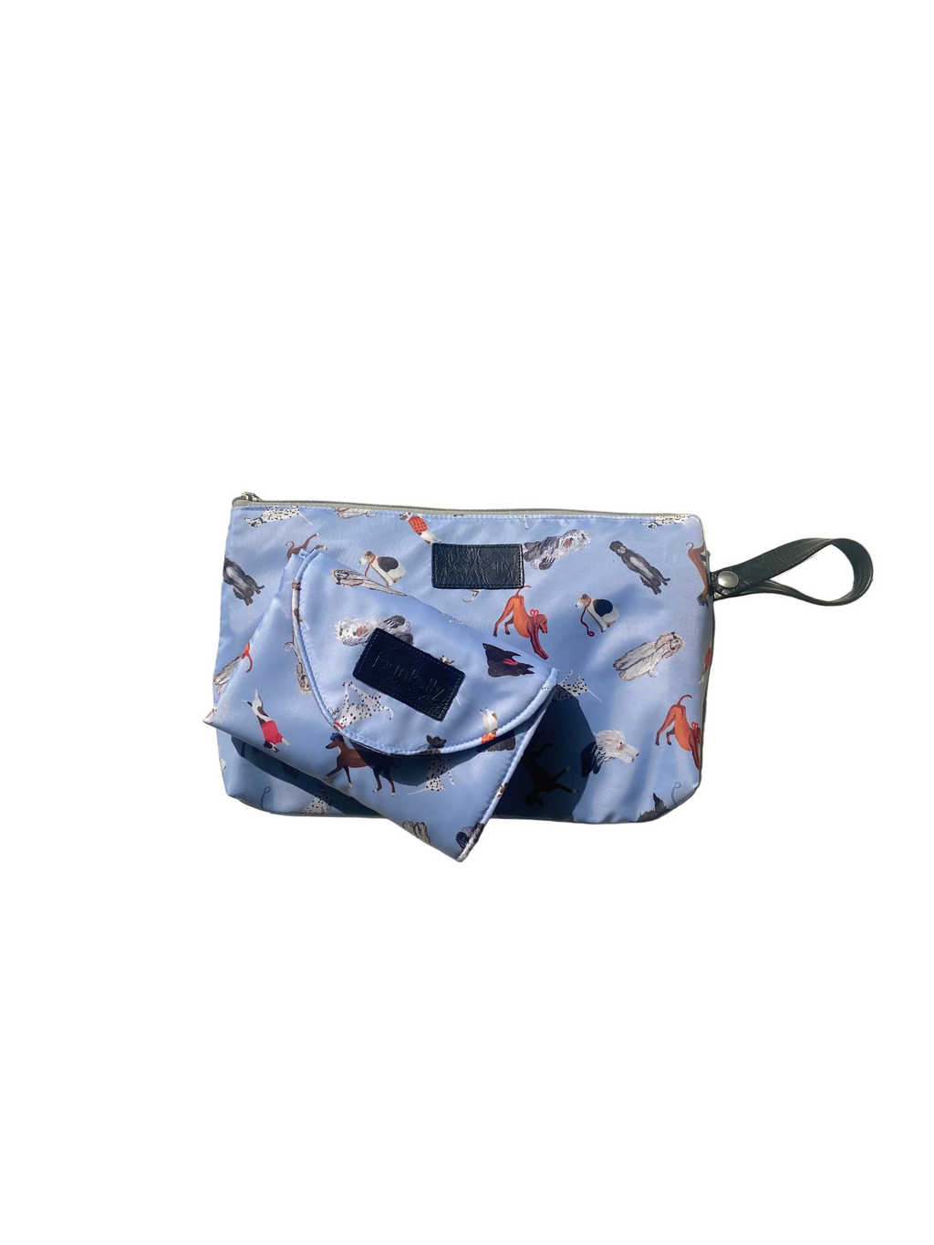 Jeankelly Doggie Changing Pouch With Matching Magnetic Mat + Grab Handle