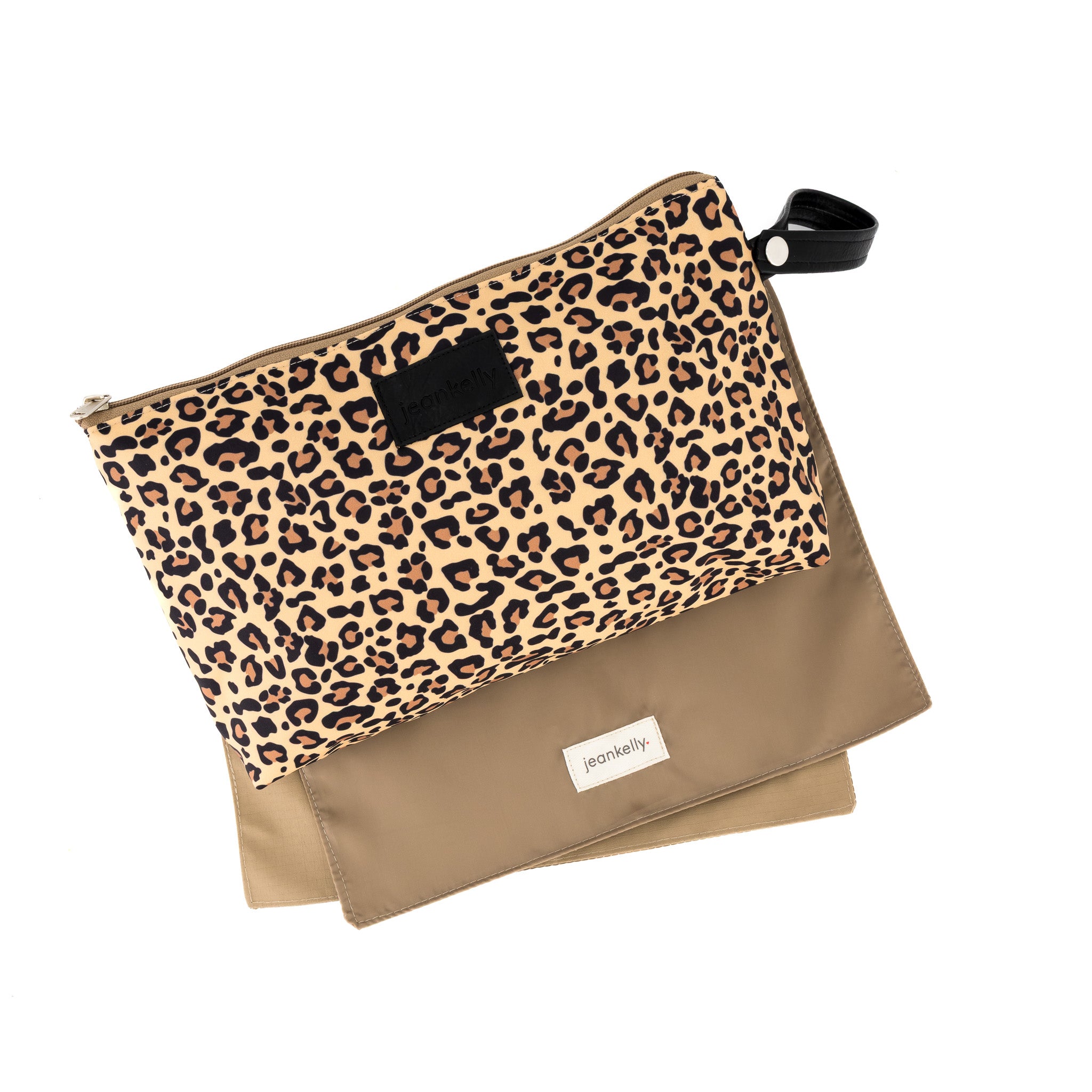 Jeankelly Changing Pouch With Black Handle - Leopard Print